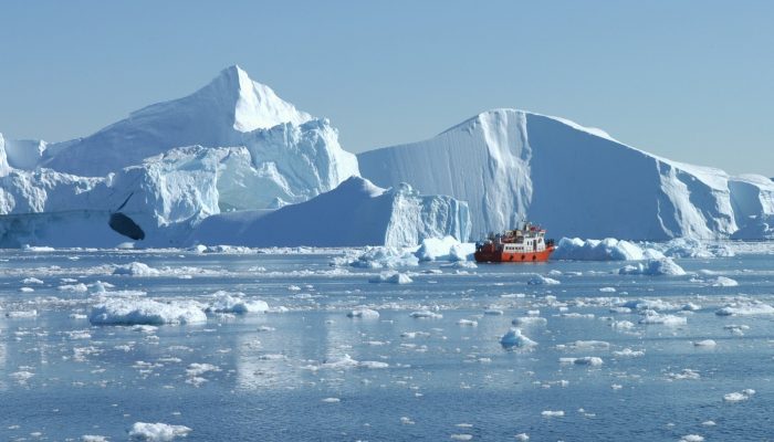 Băng[-]trên[-]đảo[-]Greenland[-]tan[-]giữa[-]mùa[-]đông